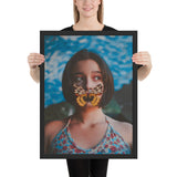 Tableau Papillon Abstrait et Enfant