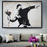 le lanceur de fleurs banksy