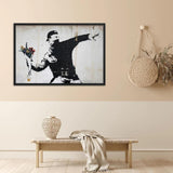 banksy lanceur de fleurs