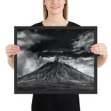 Tableau Paysage Volcan Noir et Blanc