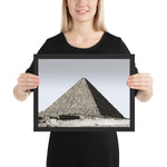 Tableau Pyramide Noir et Blanc Design
